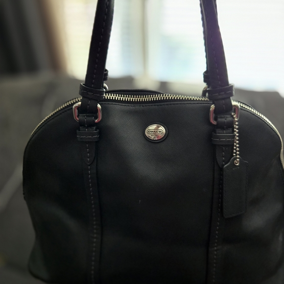 Coach Handbags - Coach Black Leather Women's Bag